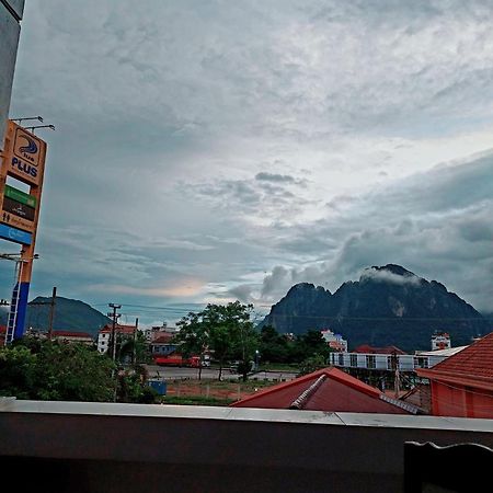 Inthavong Hotel/Guest House Vang Vieng Buitenkant foto
